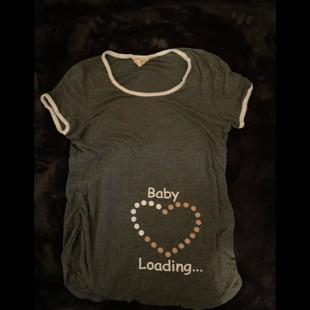 Baby loading tee